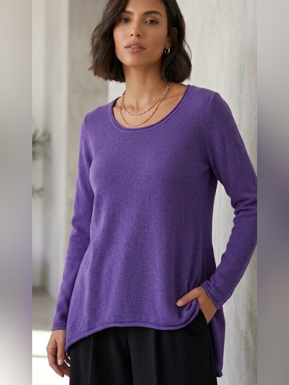 Women's Scoop Neck Long Sleeve Sweater in Purple Wool Cashmere